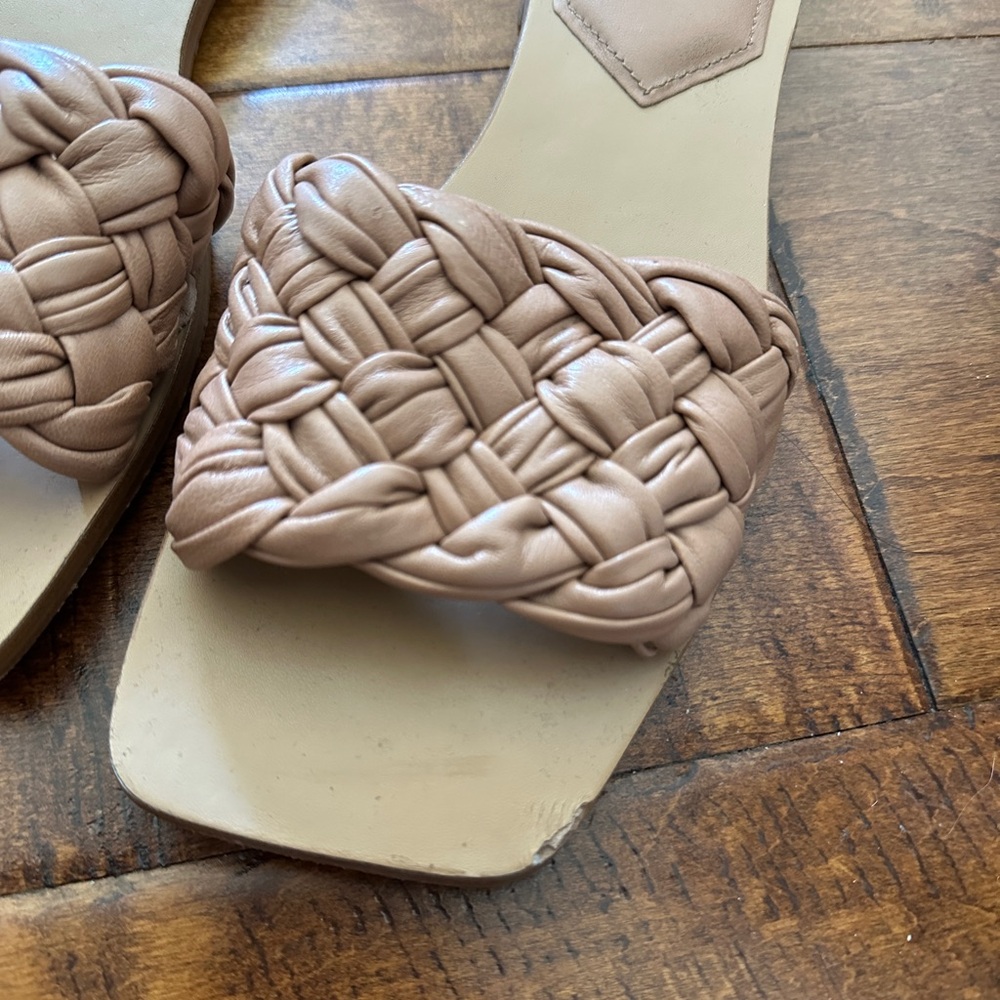 Braided sandals - Picture 2 of 4